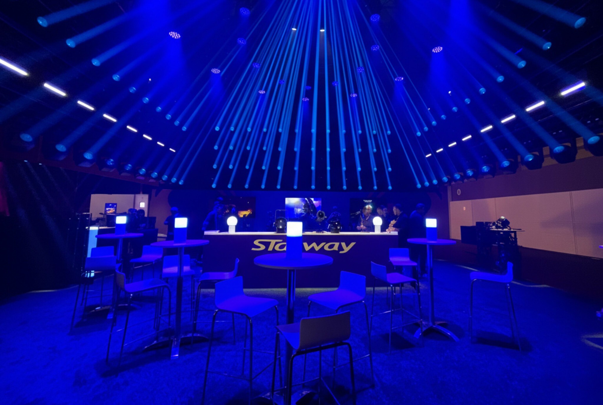 Producción técnica AV para stands de feria: Starway en ISE 2026