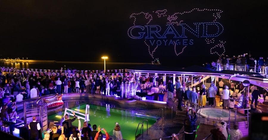 Producción técnica audiovisual con show de drones en Barcelona