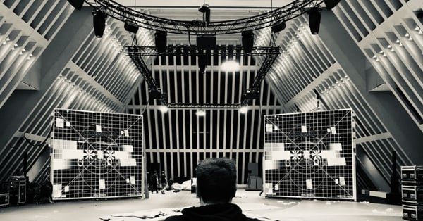 How to design the technical production of a tech event for maximum impact