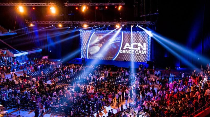 Stage lighting: 7 key tips for creating memorable corporate events
