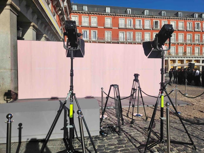 Leo fresnel de astera_evento_Carolina Herrera