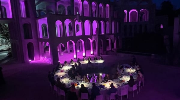 Producción Audiovisual para Eventos de Lujo: Biotherm transforma Xavier Corberó en una experiencia inmersiva