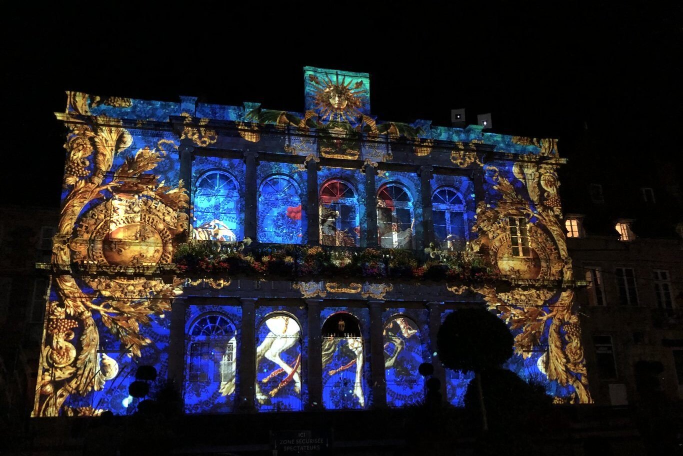 Novelty video mapping